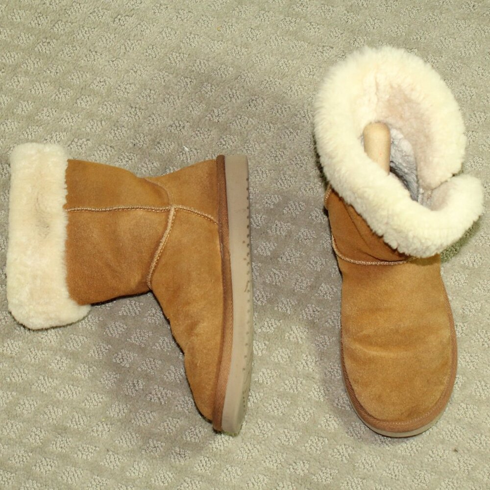 Koolaburra by Ugg Women's 6 Tan Suede Boots Style# 1018823